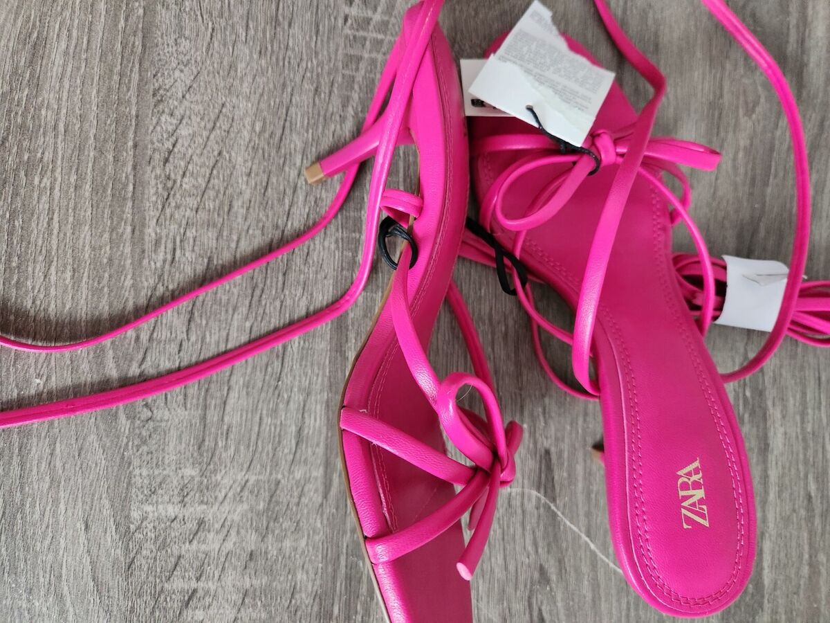 ZARA NEW TIED HEELED SANDALS FRONT BOW SHAPED STRAPS SIZE 6 ZARA NEW TIED HEELED SANDALS FRONT BOW SHAPED STRAPS SIZE 6