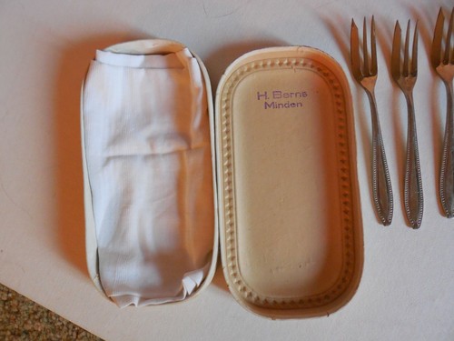 H Burns Minden Silverplate Pastry Fork Set of 6 - Picture 2 of 6