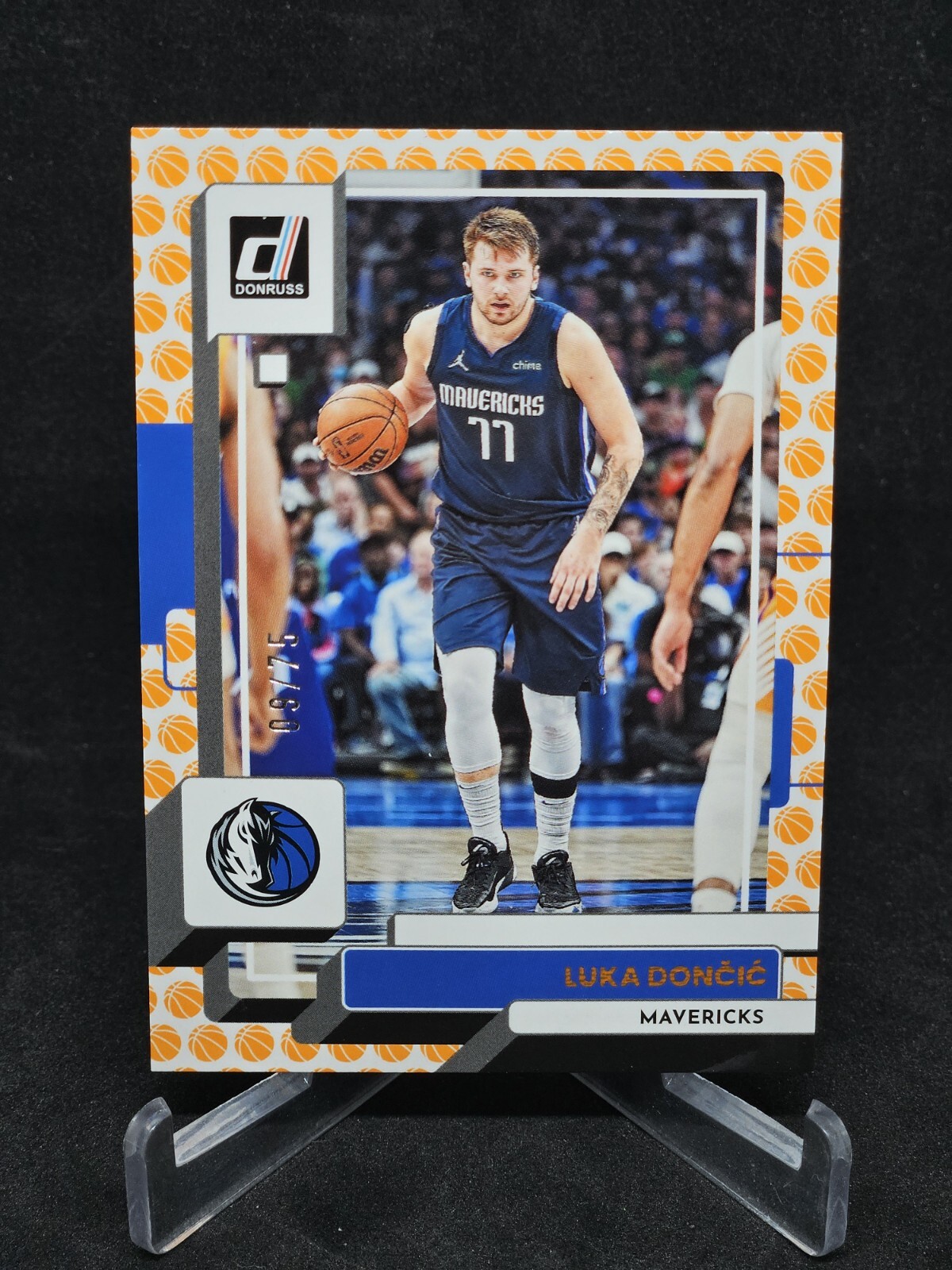 2022-23 Panini Donruss #143 Luka Doncic Basketball 09/75 Mavericks