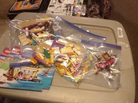 LEGO Friends Stephanie's Beach House 41037 100% complete  RETIRED set