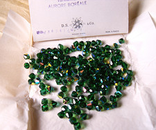 Swarovski  KRISTALLSCHLIFFPERLEN, Green Turma...
