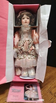Paradise Galleries Treasury Collection Doll Cute Little Kisses by Phyllis Wright