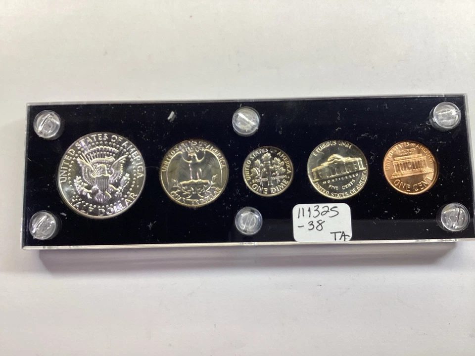 1965 Special Mint Set w/Silver Kennedy in Capital Holder 111325 38ta - Image 2 of 4