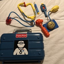 Fisher-Price Medical Doctor Kit 2000  s BLUE CASE Lots Of Pieces Very Nice 