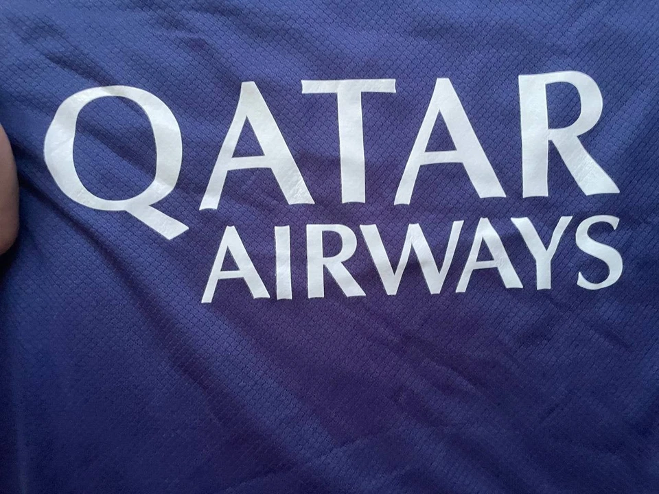 Maillot PSG x Jordan – Édition Spéciale – Neuf avec étiquette - Photo 3/4