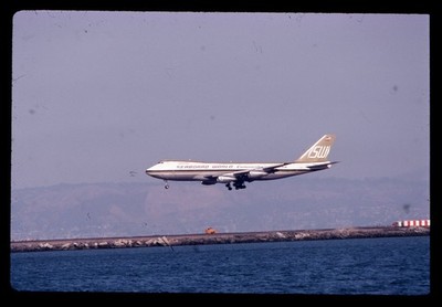 SL23 Slide 1970's SEABOARD WORLD BOEING 747 JUMBO JET CARGO PLANE LANDING 225a