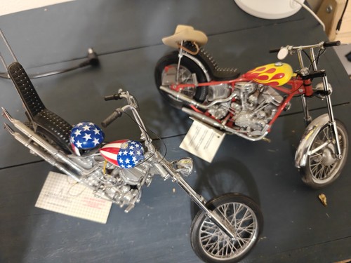 Franklin Mint Easy Rider Captain America & Billy Bike 1:10 Diecast Motorcycle