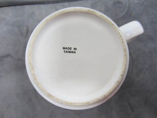 Vintage MINNESOTA Black Red Green LOON State Bird Souvenir Mug/Cup - Picture 6 of 8