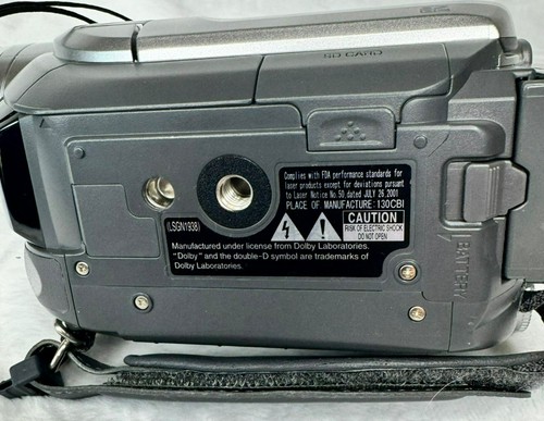 Panasonic VDR-D220 DVD Camcorder With Accessories & Box - Picture 14 of 15