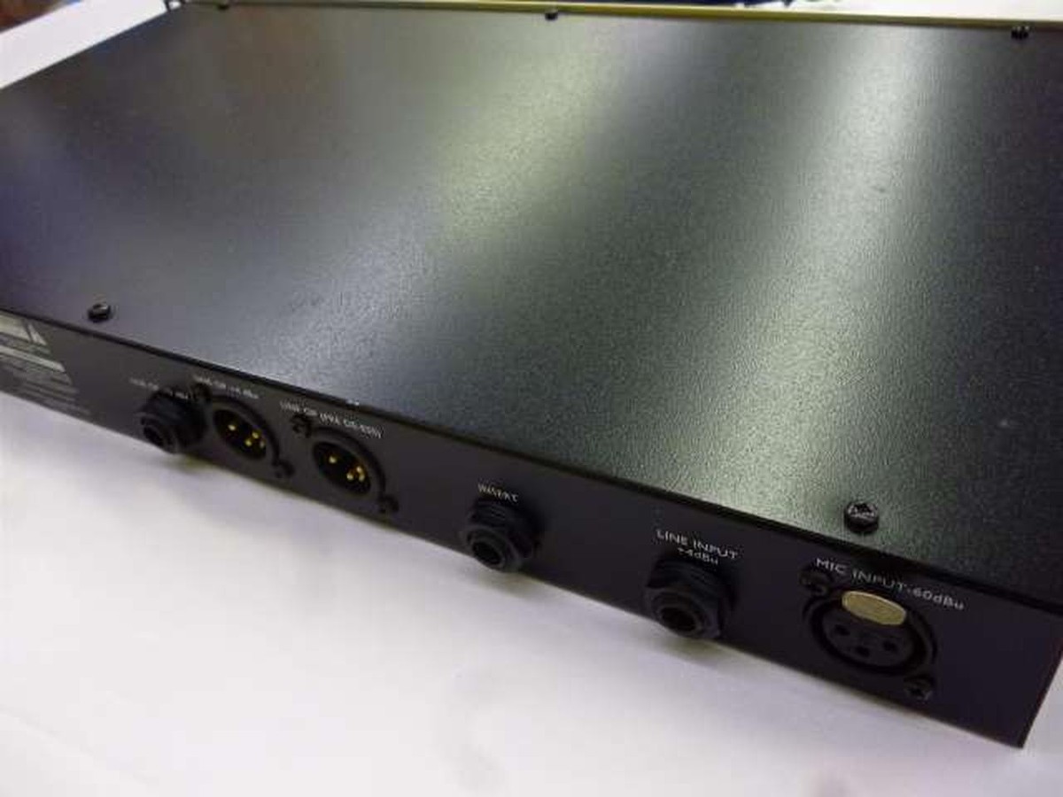 Focusrite Platinum Voicemaster Mono Vocal Channel Strip Processor