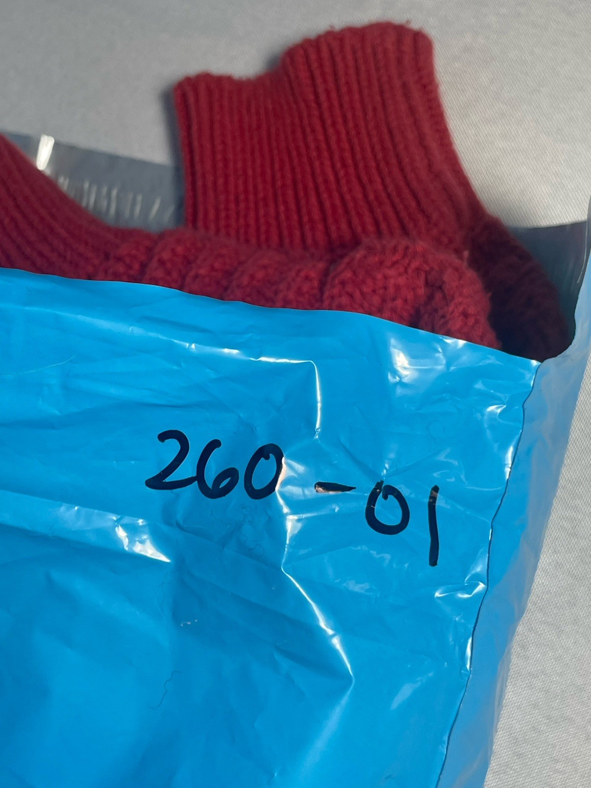 Universal Thread Bobbin Red Cable Knit Pullover  … - image 8