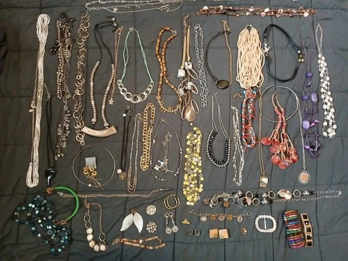 Vintage Gold And Silver Toned Costume Jewelry Necklaces, Rings, Earrings Lot #4