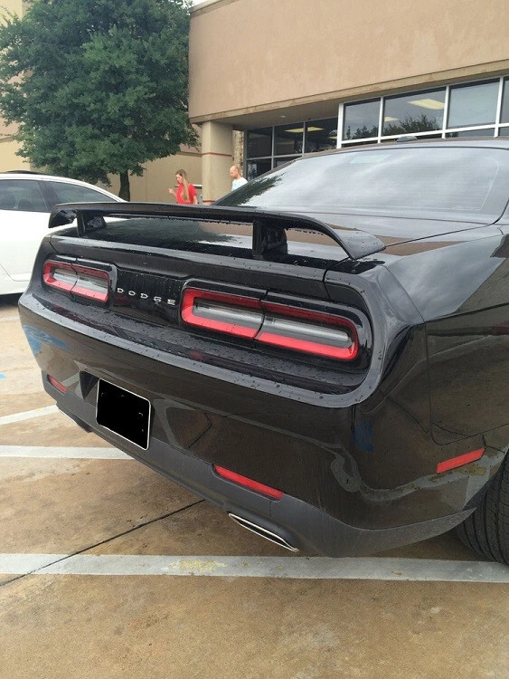 Комплект заднего спойлера Dodge Challenger (новый - экономия 225 долларов) - Изображение 2 из 4