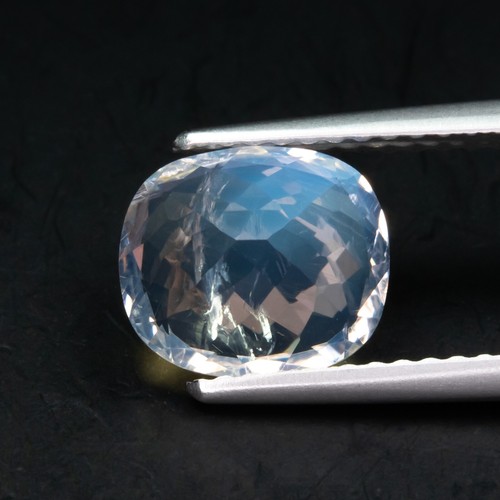 Gainful ! 1.88 Ct Blue MoonStone Cushion Cut YellowishBlue Flashy Gem From India - Picture 2 of 6
