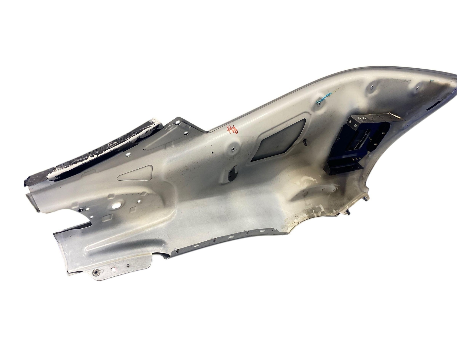 2016 2017 2018 2019 2020 2021 MCLAREN 570S REAR RIGHT QUARTER BODY PANEL WHITE