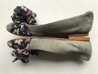 Hego's Gray Suede Ballet Flats W/ Multicolor Floral Bows, Size 8 (US) 38 (IT) — photo 6