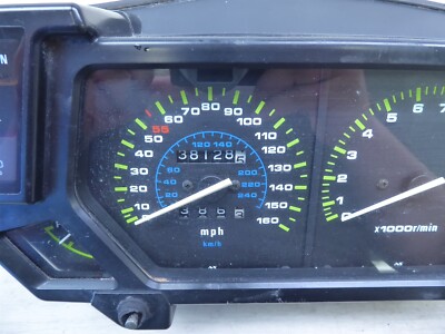 1988 Kawasaki ZX600 Ninja K817) fuel speedo tach temp gauge