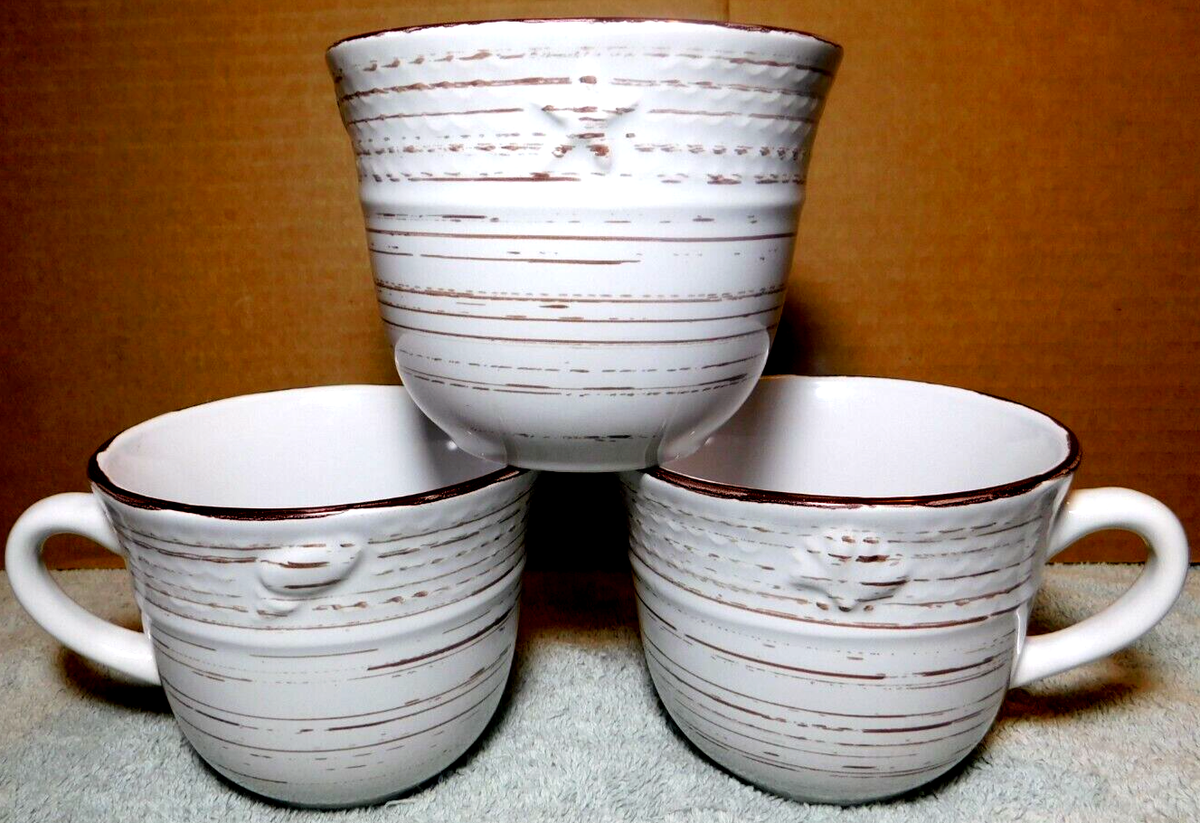 Pfaltzgraff~Trellis Coastal White Set of Coffee Mugs/ Cups