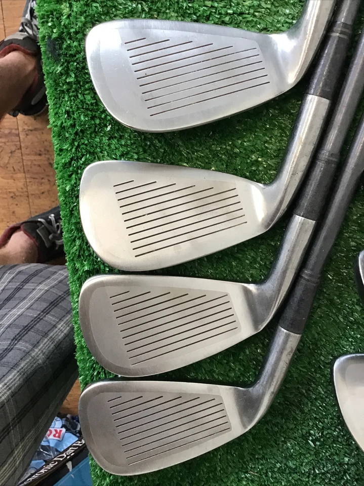 Acer Titan-250 Titanium Iron Set 3-SW Regular Graphite Shafts (no 7, 8) - Image 3 of 4