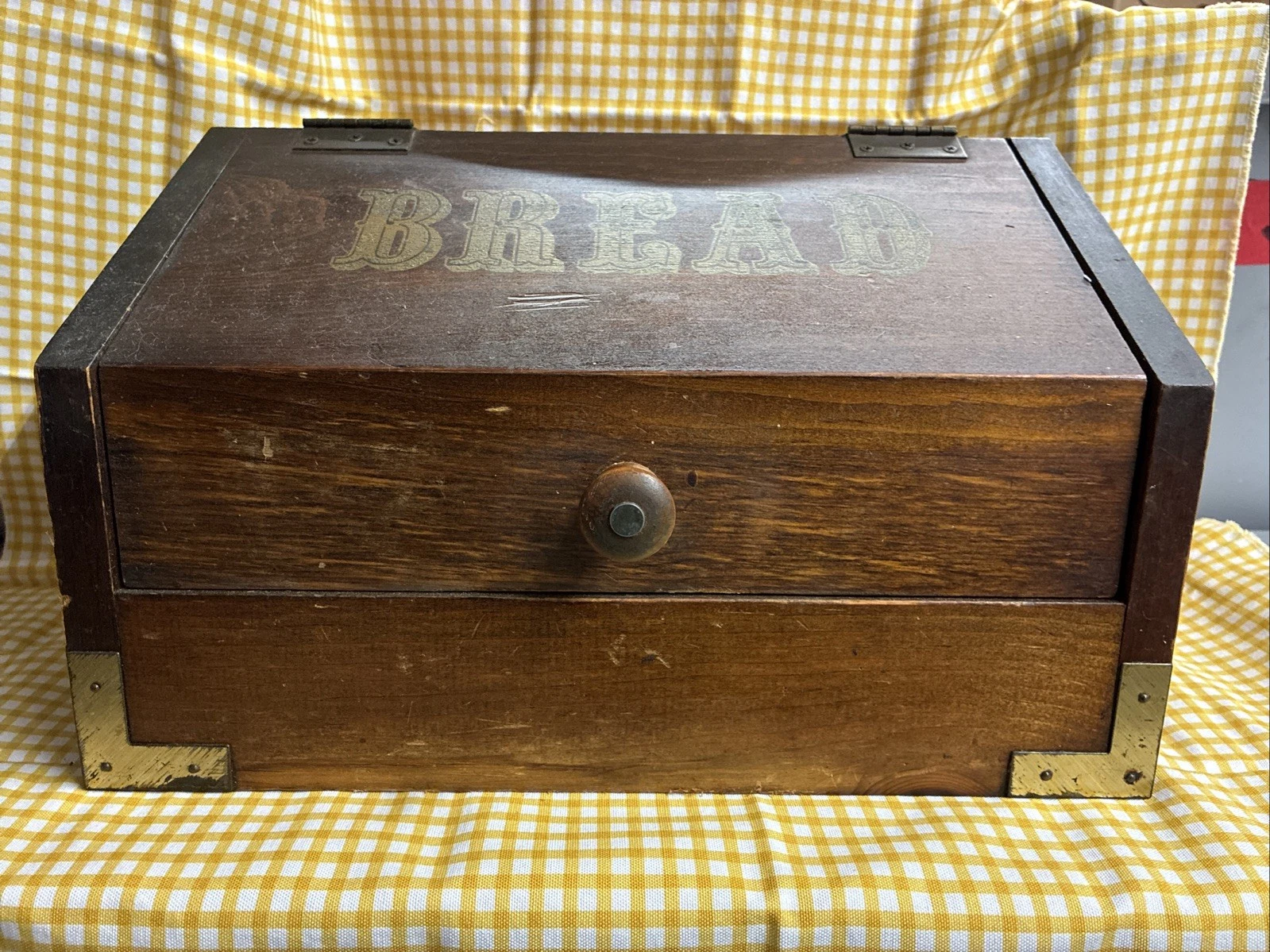 Vintage Primitive Rustic Wooden Bread Box With Decaled "Bread" Kitchen Rustic