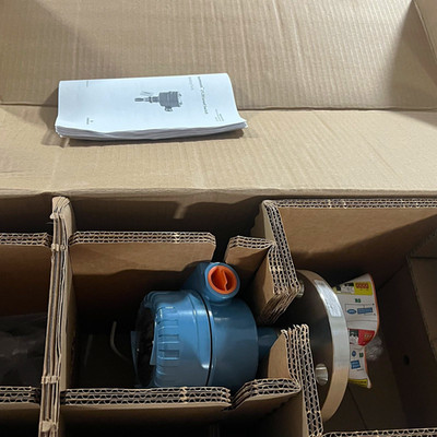 Rosemount 2120 Flanged Vibrating Fork Level Switch 2120D2GH1E5YE0038 New