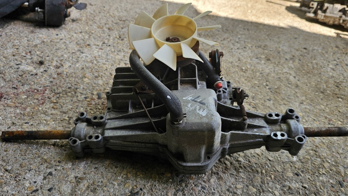 MTD 13AJ694H401 Riding Lawn Mower Transmission Transaxle 718-0255A