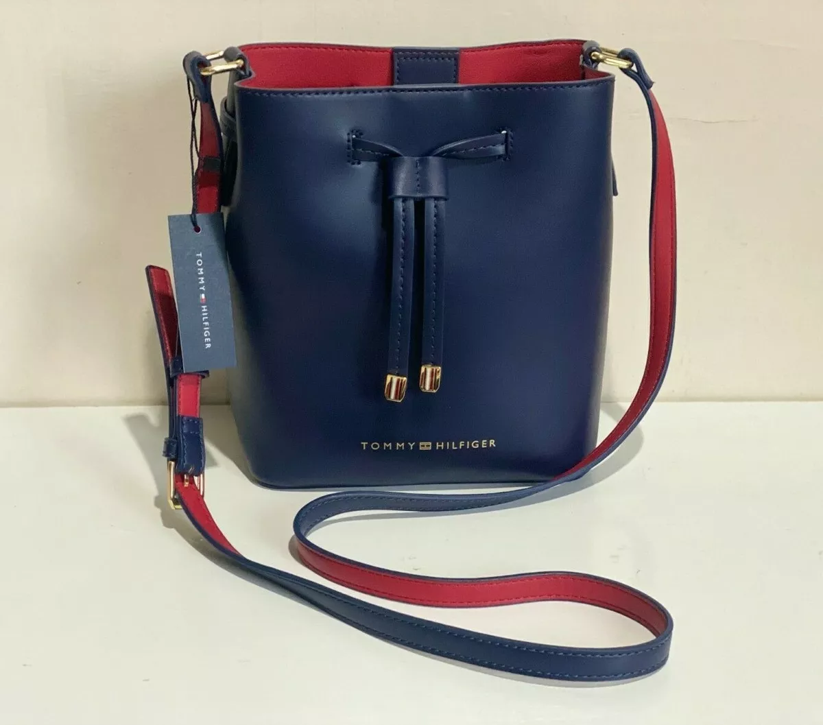 NEW ! TOMMY HILFIGER HANNAH NAVY / RED BUCKET SLING BAG SALE | eBay