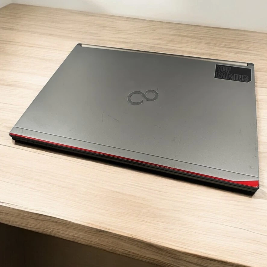 Ordenador portátil Fujitsu Lifebook E744 14" i5-4300M 4GB RAM 240GB SSD W10 PRO - Imagen 2 de 2