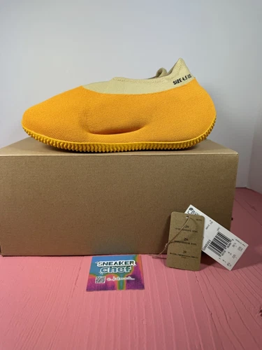 Men's Size 4 Yeezy Knit Runner Sulfur - GW5353