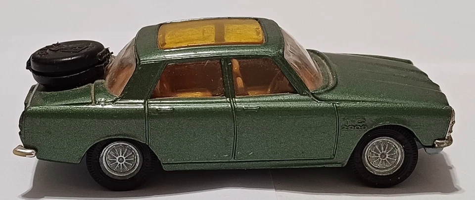 Corgi Toys Rover 2000 TC, excellent conditions - Immagine 2 di 4