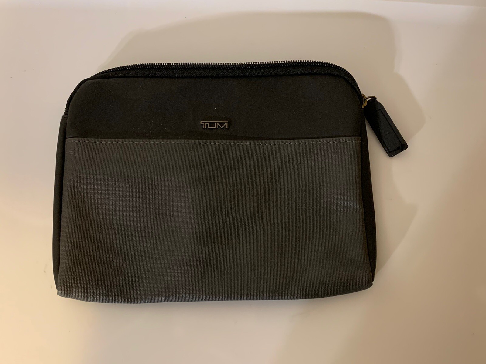 TUMI For Delta Small Zip Pouch Soft Sided Travel Case Toiletry Bag Black Grey image 4