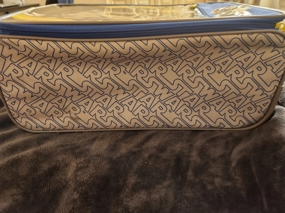 MALETA RODANTE DISNEY STAR WARS R2D2 18" EQUIPAJE AMERICAN TOURISTER R2-D2 Foto 2 de 4