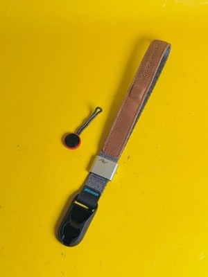 Peak Design Cuff Camera Wrist Strap Ash Gray w/ Anchor Link Excellent