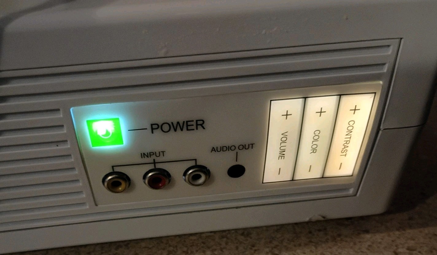 Shift3 The Black Series Entertainment Movie Projector 120" Screen 