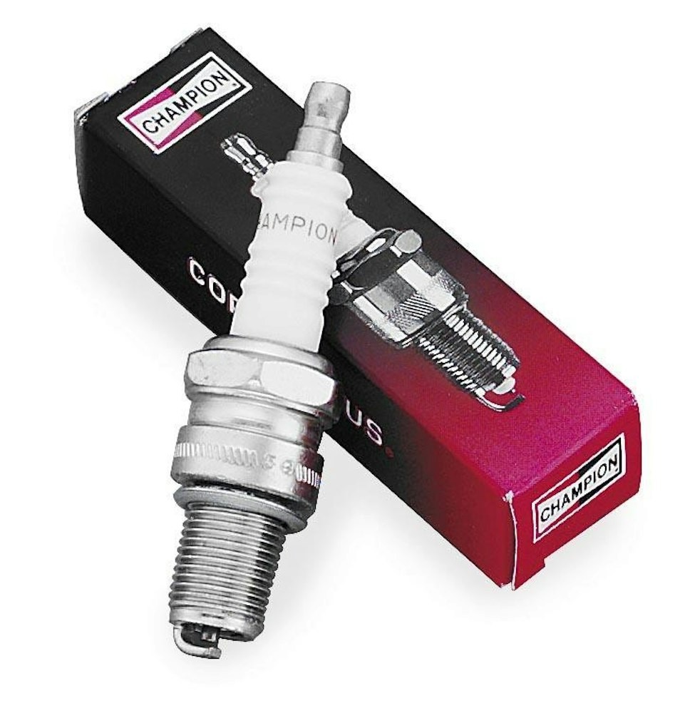 Champion 845S Copper Plus Non-Resistor Spark Plug Shop Pack J17LM