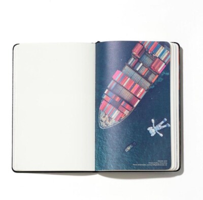 アート/エンタメ KAWS TOKYO FIRST Moleskine Custom Kaws Tokyo