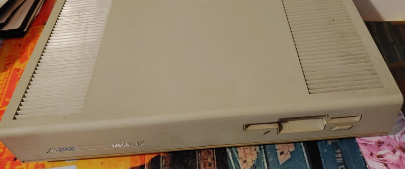 Atari Mega ST 1 Computer + Powercable (Works) 16-bit Classic 211 1 MB Ram