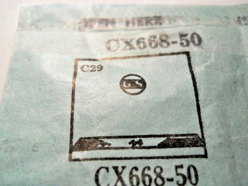 Verre De Montre U.S.A CX668.50, Dimensions 20 X 18.6 Mm, Pour Wittnauer 2010 Embassy A, Neuf Sans étiquette