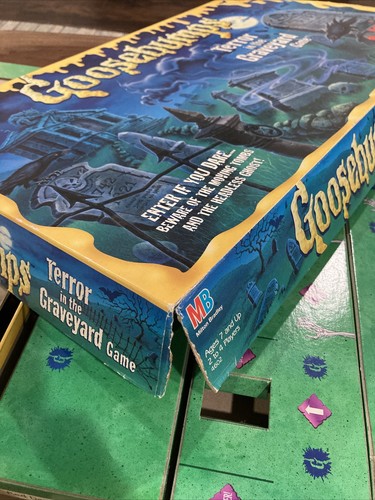 Vintage Goosebumps Terror In The Graveyard Game ~ Incomplete For Parts~ 1995 - Picture 11 of 11