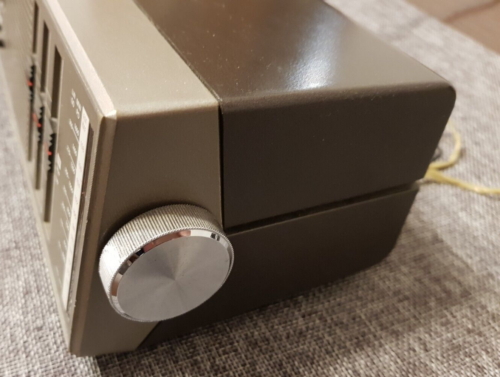 Alarm Clock Radio Grundig sono-clock 320, 1970s,Excellent condition - Picture 7 of 9