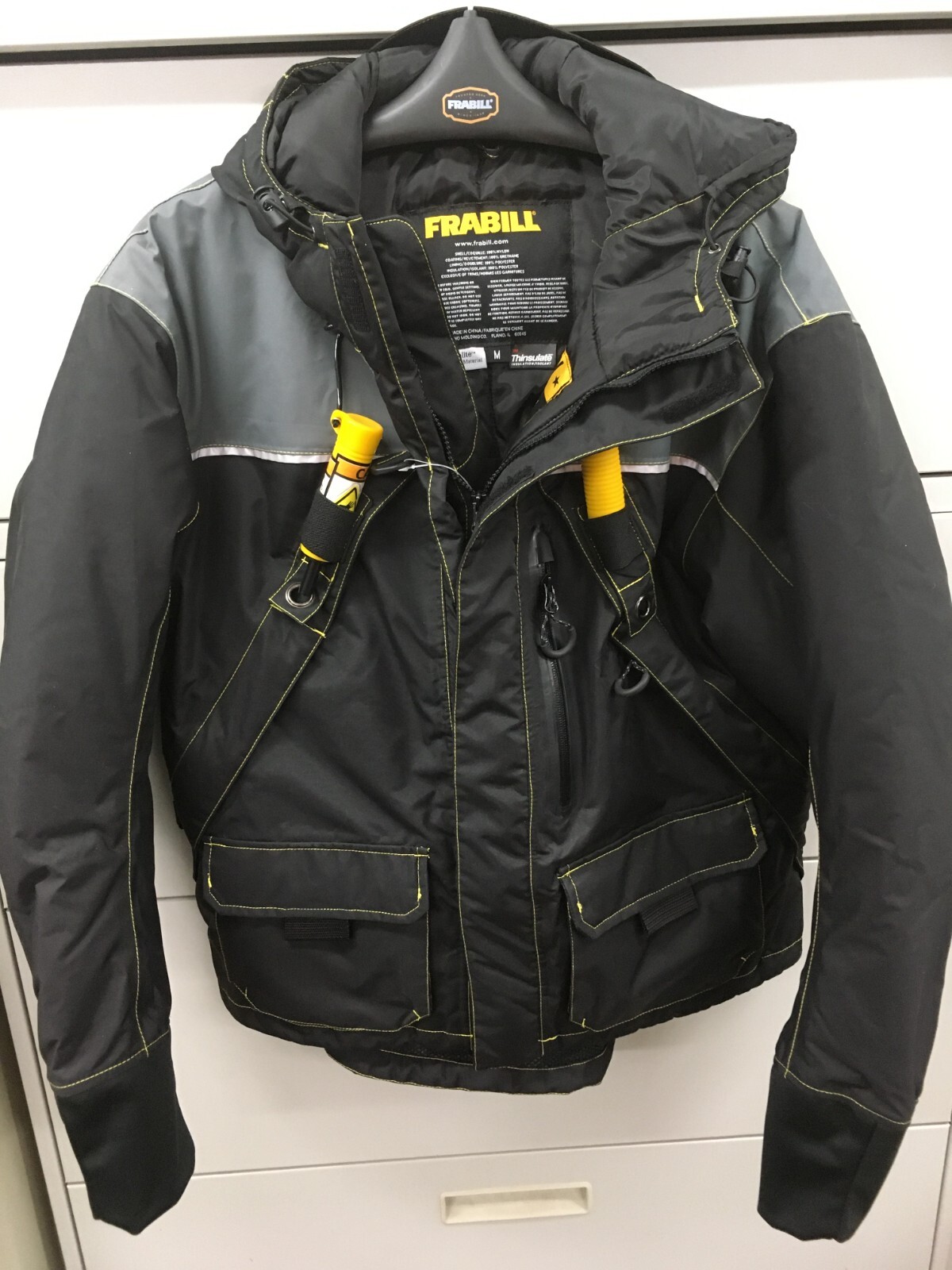NEW FRABILL MENS ICE HUNTER HEAVY DUTY INSULATED ICE FISHING JACKET L-XL BLACK