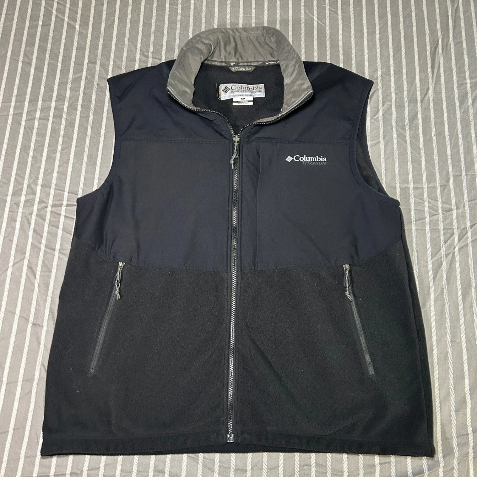 Columbia Vest Mens XL Black Titanium Interchange Outdoors Full Zip Adult