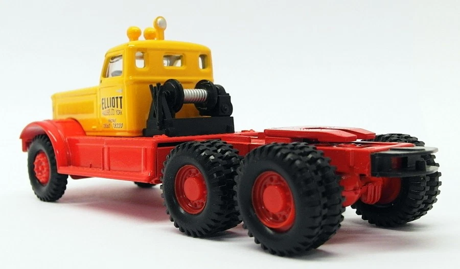 Corgi 1/50 Scale 55501 - Diamond T Low Loader With Generator Load - Image 4 of 4