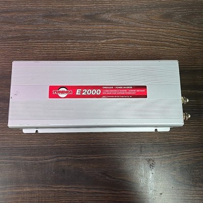 Tundra E2000 Onduleur Power Inverter, 2000 Watt  - 60hz Untested Read
