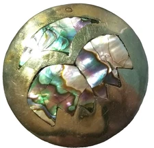 PIN OR PENDANT ABSTRACT ABALONE BUTTERFLY BAT AND SKY VINTAGE MADE IN MEXICO