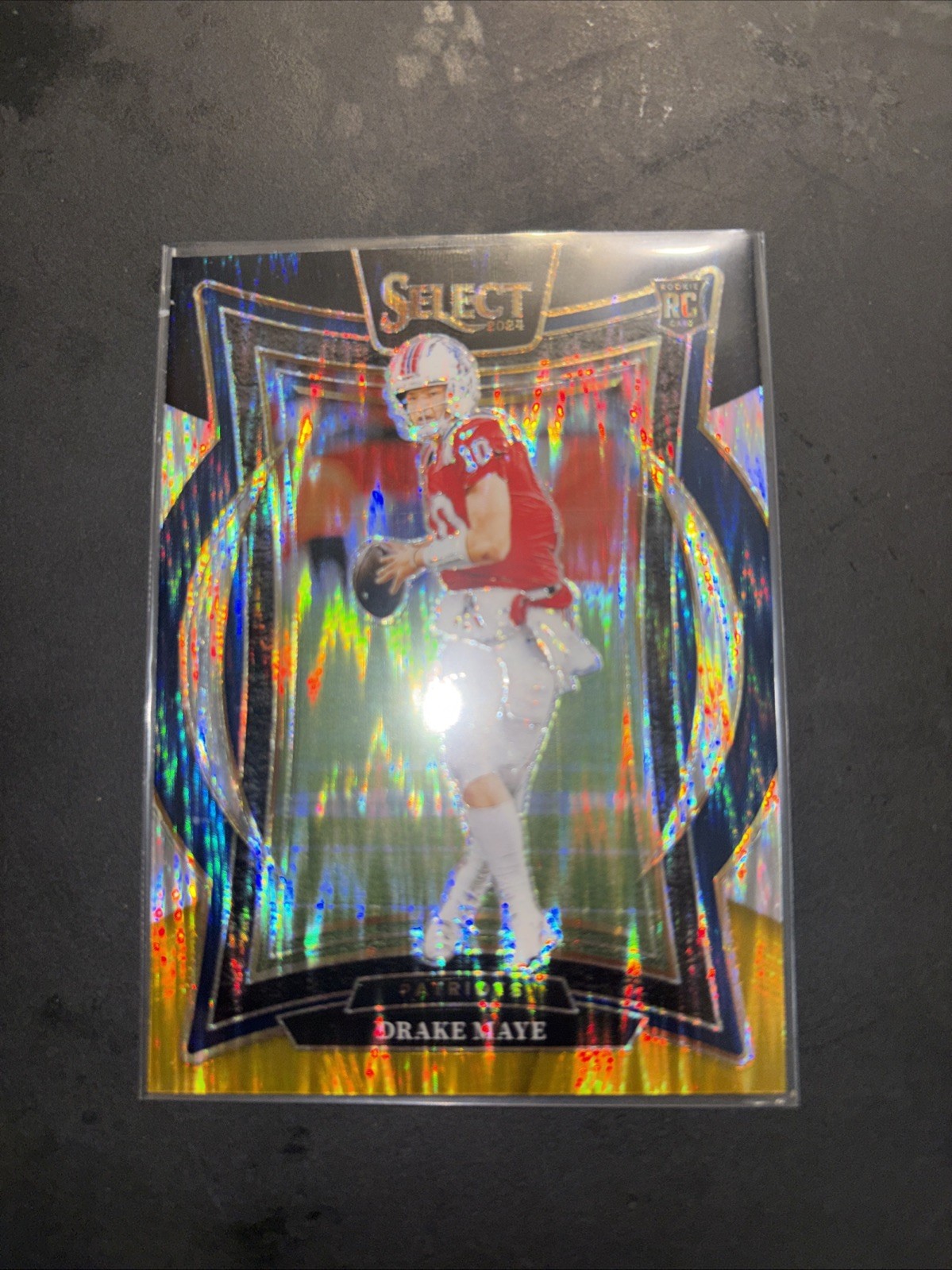 Drake Maye 2024 Panini Select #27 Black and Gold Prizm Shock Concourse Rookie RC