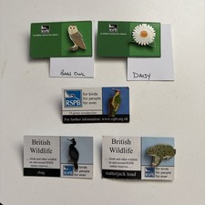 RSPB 5 different Varying Subject pin badges
