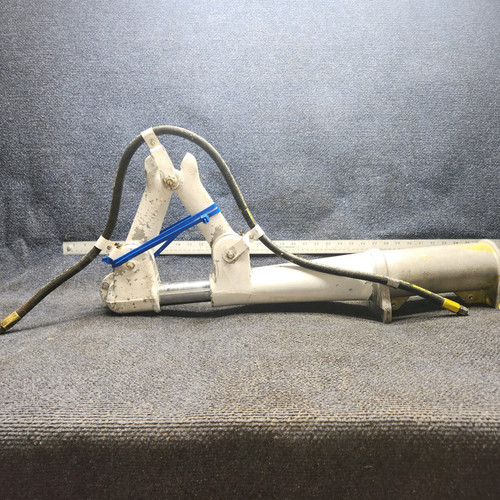 35644-902 | Piper PA28-140 | Main Landing Assembly - LH