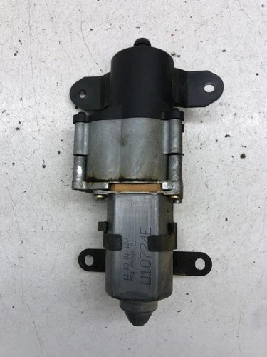 Sliding door motor
