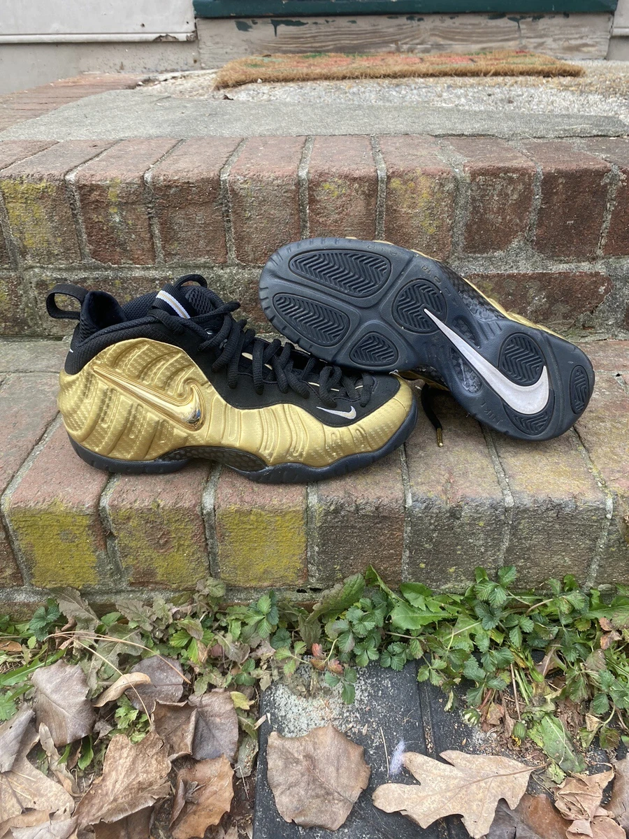 Foamposite gold hotsell black